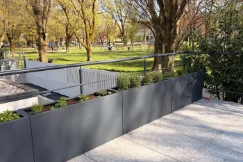 Planter 30x120x60 cm RAL7016 - terrace planting along a railing